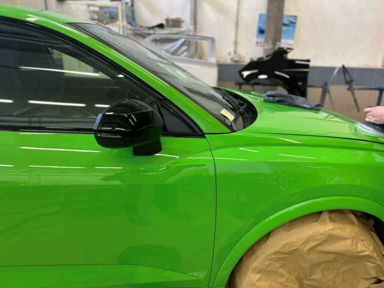 Autolakovňa Bratislava - oprava karosérií, preliačiny a profesionálne lakovanie áut 2 Autolakovna bratislava